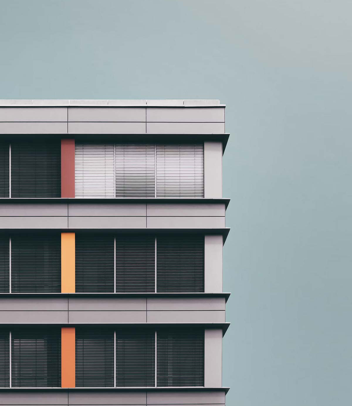 Photo d'un immeuble au style graphique