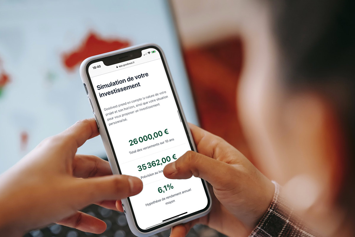 Photo d'une personne utilisant la simulation Goodvest'